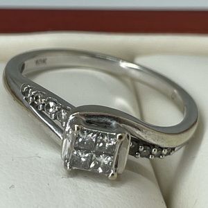 Diamond engagement ring 4 set princess cut size 8